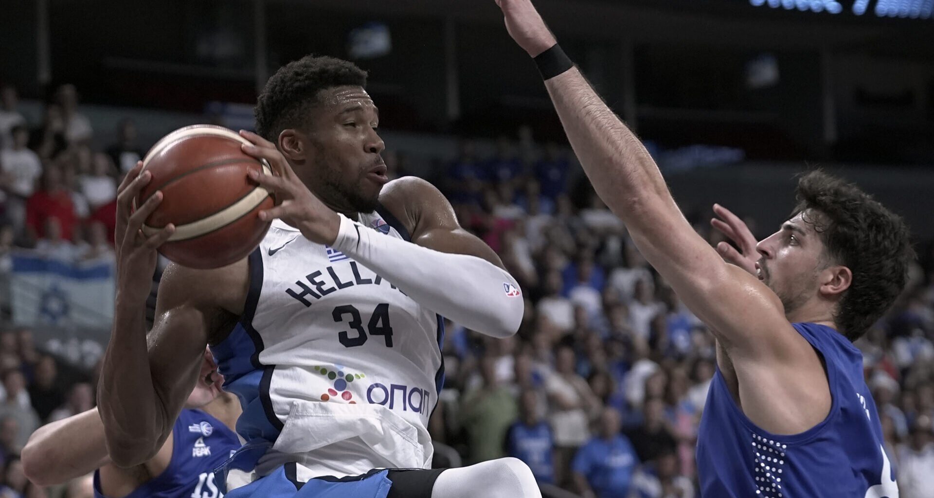 Portland Trail Blazers star says he's blown away by 'touching' words from Giannis Antetokounmpo