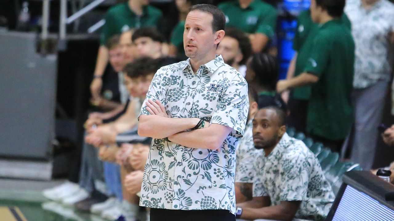 Hawaii coach Eran Ganot, seen in March, crafted a 2025-26 nonconference schedule that did not include the Hawaiian Airlines Diamond Head Classic as operator ESPN Events placed it on hiatus.