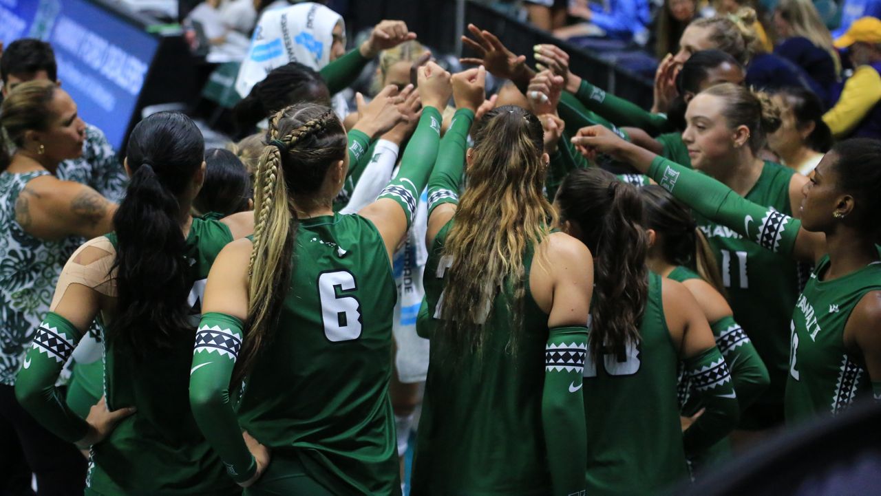 The Hawaii women's volleyball team was the preseason pick to win the Big West Conference in its final season before leaving for the Mountain West, but encountered difficulties in nonconference play.