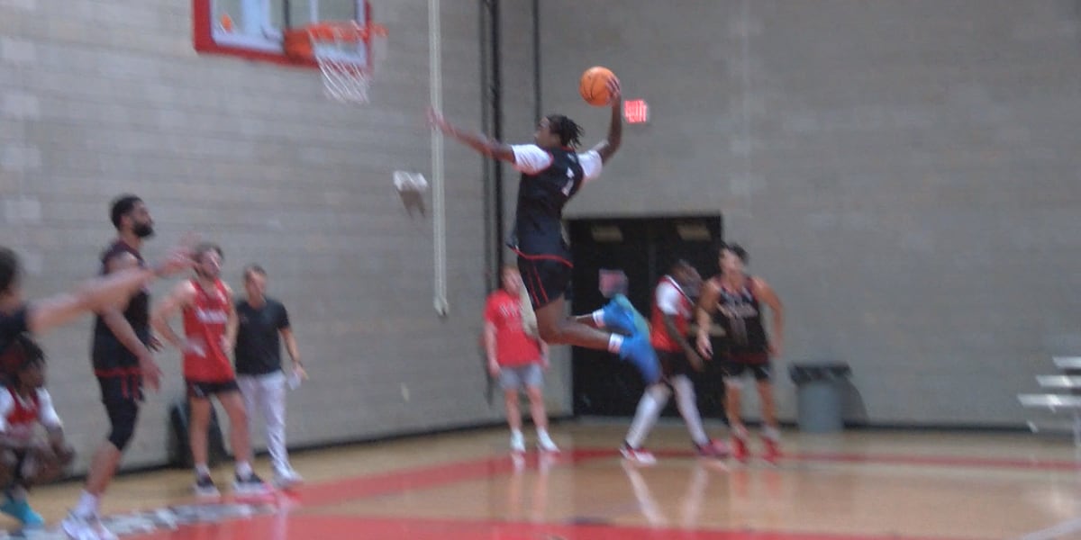 SEMO Men’s Basketball holds first official practice