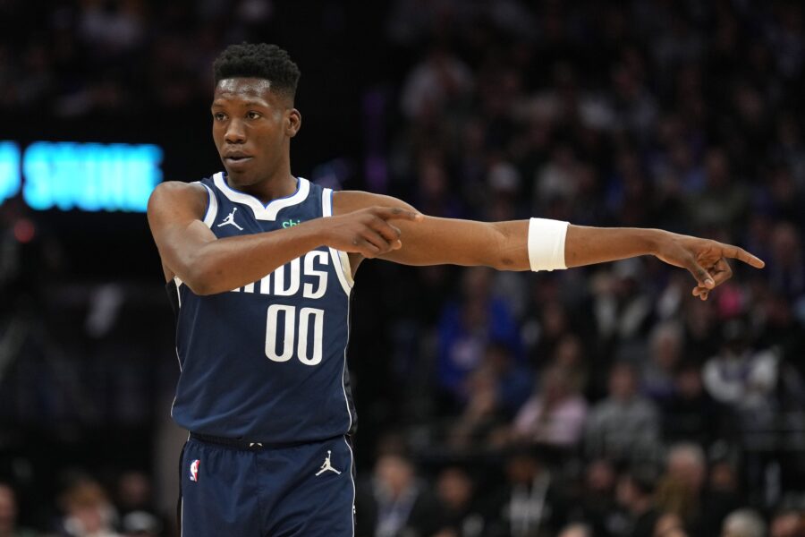 Thunder Sign Jazian Gortman, Zack Austin, Chris Youngblood