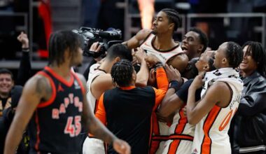 Ivey hits buzzer-beating jumper to give Pistons 102-100 win over Raptors