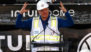 Clippers issue statement after latest reporting on salary cap circumvention – Orange County Register