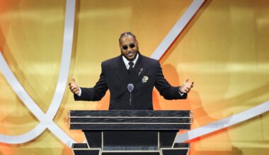 Portland Trail Blazers alum Carmelo Anthony inducted into Basketball Hall of Fame