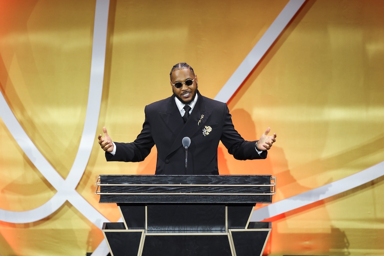 Portland Trail Blazers alum Carmelo Anthony inducted into Basketball Hall of Fame