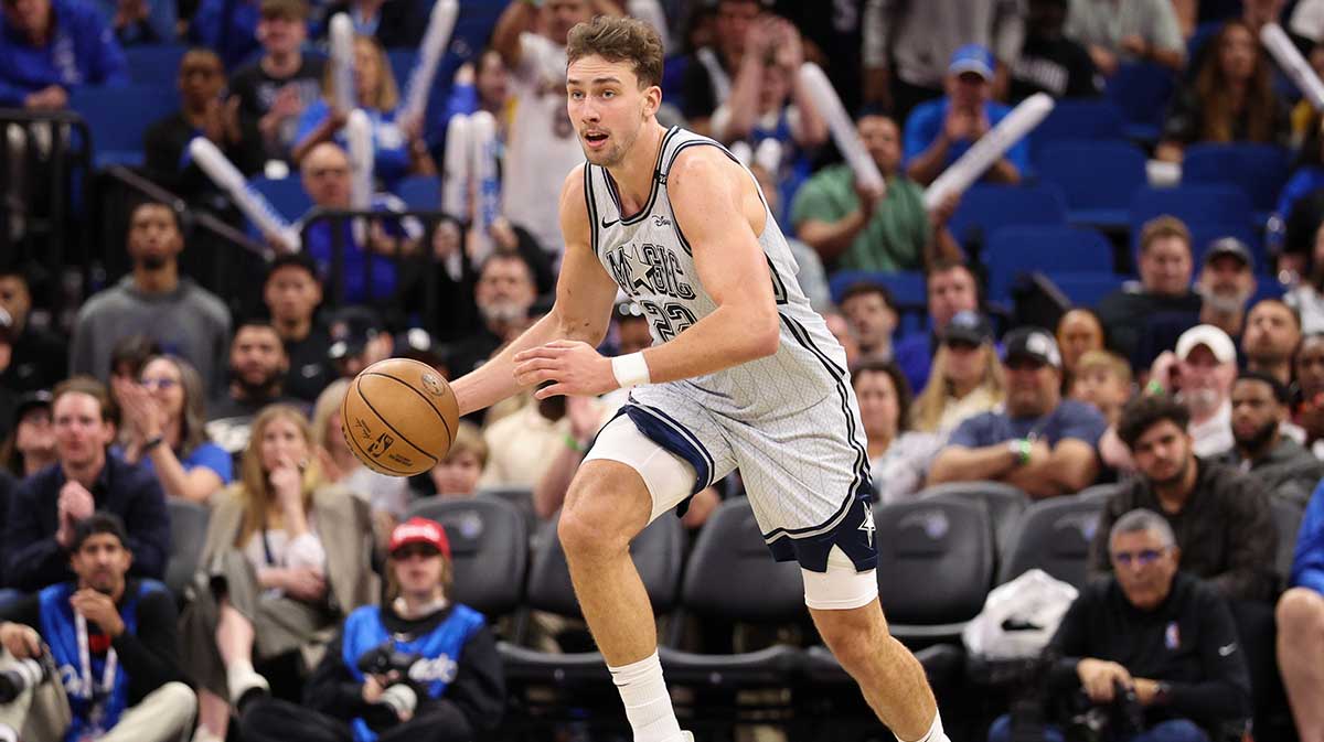 Orlando Magic forward Franz Wagner (22) controls the ball against the Atlanta Hawks in the fourth quarter at Kia Center.
