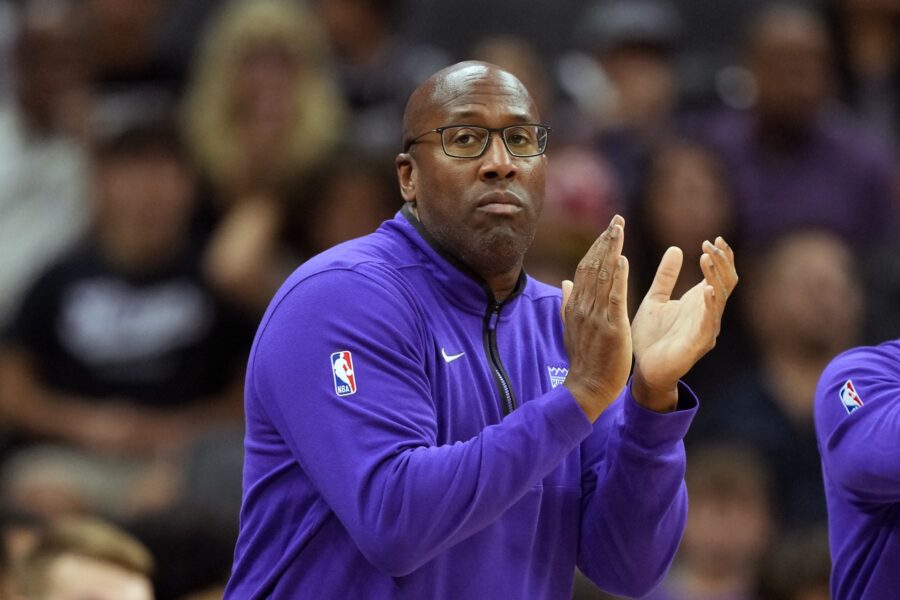 New York Notes: Brown, Shamet, Clowney, MPJ, Muoka