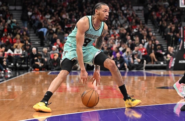 Lakers Sign Guard Nick Smith Jr. To Two-Way Contract