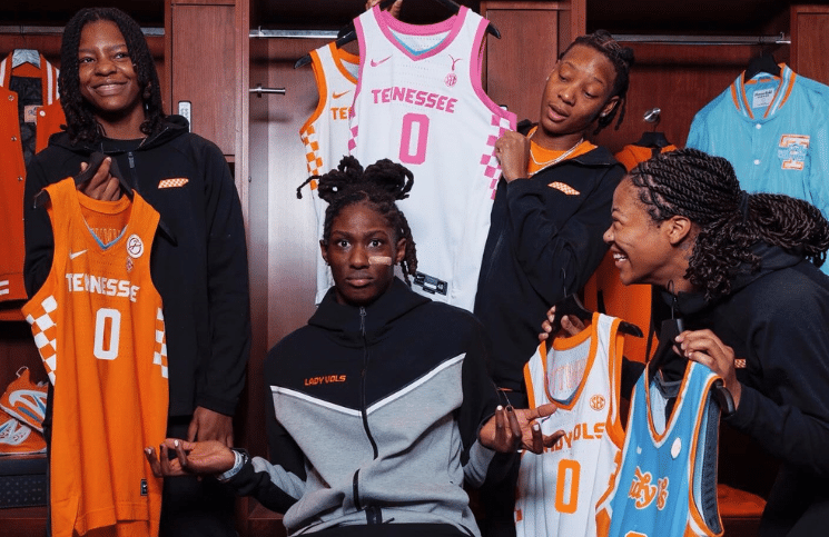Lady Vols Basketball Hosting Three Top Prospects for Visits this Weekend with an Ace Up Their Sleeve