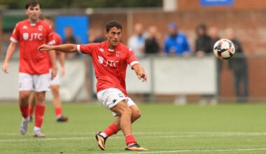 Bulls breeze into next round of FA Trophy with 3-1 win