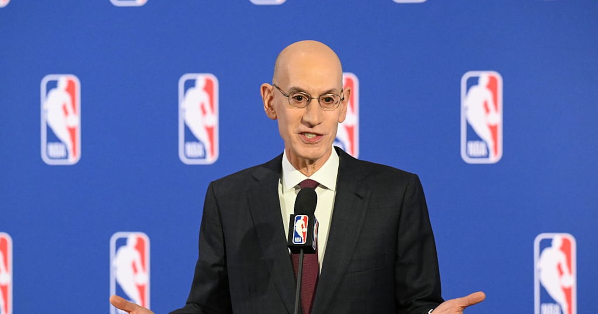 Adam Silver tells BOG to 'withhold all judgment'