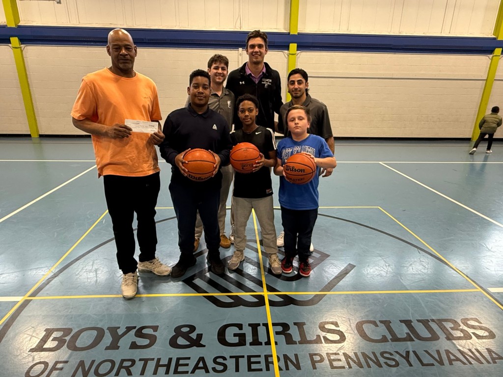 Scranton men’s basketball team supports Boys and Girls Club – Scranton Times-Tribune