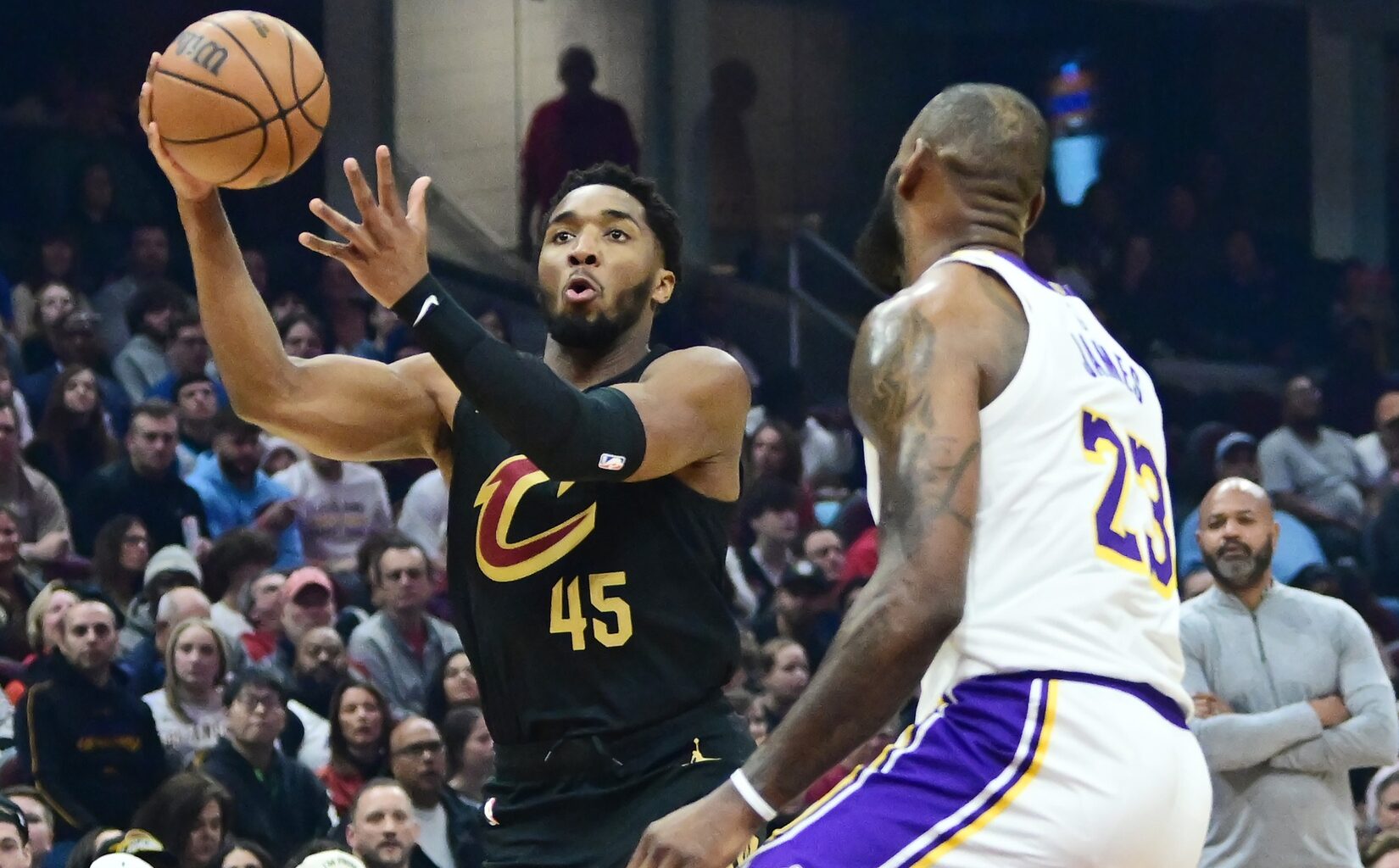 Lakers Believe They Can Trade For Cavaliers' Donovan Mitchell In Summer
