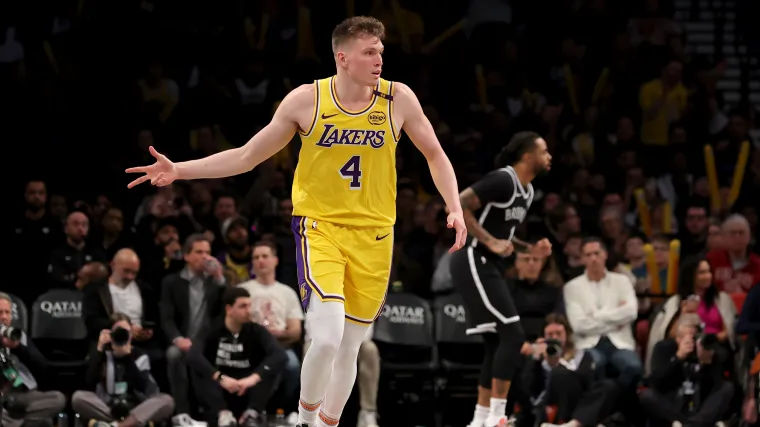 Lakers may cut ties with Dalton Knecht in favor of 6-foot-7 former Warriors star, per report image