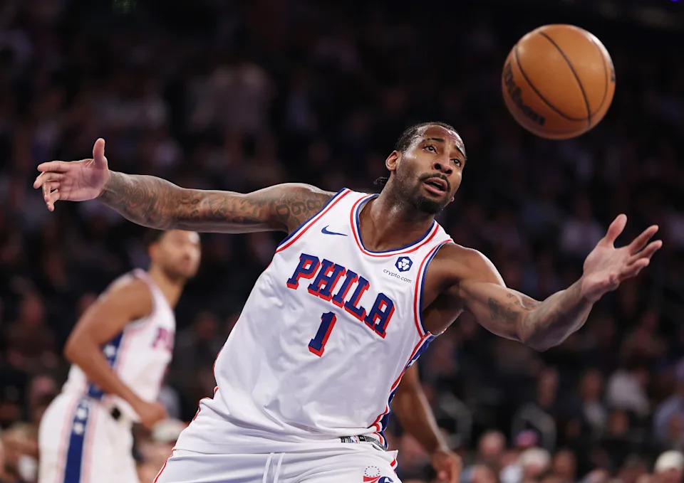 NEW YORK, NEW YORK - FEBRUARY 26: Andre Drummond #1 of the Philadelphia 76ers grabs a rebound against the New York Knicks during their game at Madison Square Garden on February 26, 2025 in New York City. User expressly acknowledges and agrees that, by downloading and or using this photograph, User is consenting to the terms and conditions of the Getty Images License Agreement. (Photo by Al Bello/Getty Images)