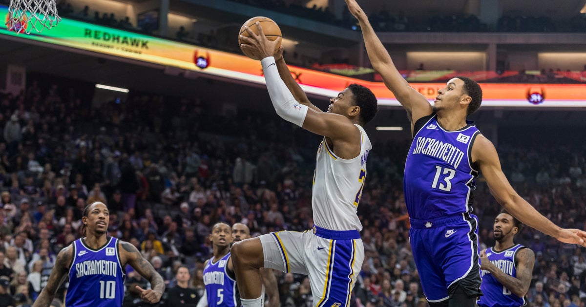 Lakers sweep 2-game set against Kings in Sacramento with 103-99 win