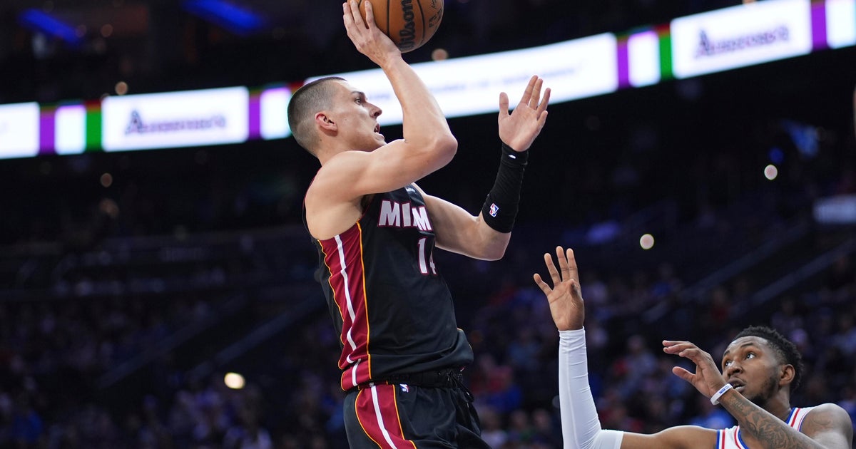 Tyler Herro scores 30 points to lead Heat to 4th straight win with 118-95 victory over eliminated 76ers