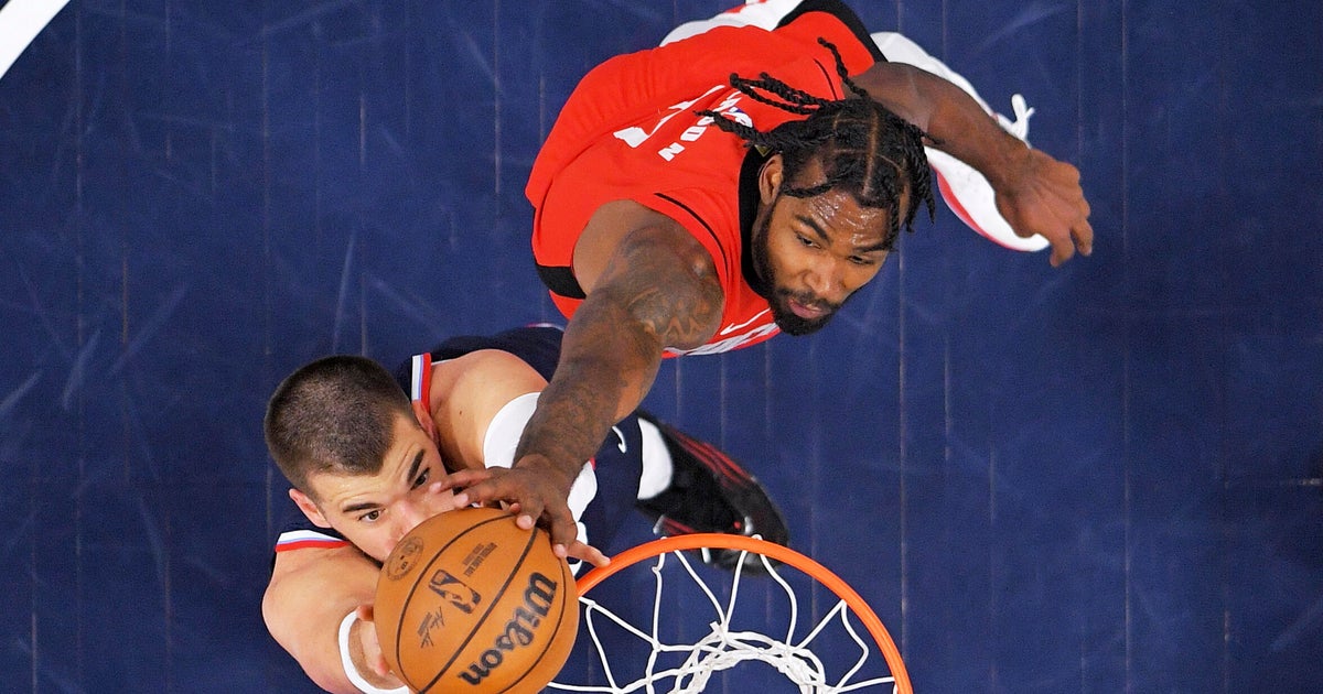 Clippers extend winning streak to 6 games with 134-117 win over short-handed Rockets