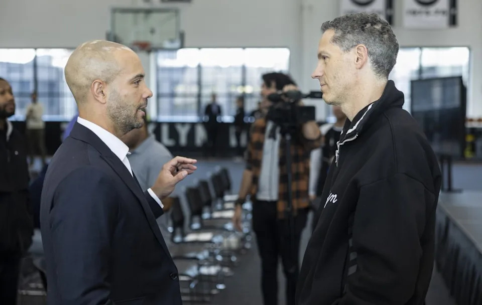 BSE Global CEO Sam Zussman talks with Nets coach Jordi Fernández during his introductory press conference last year Corey Sipkin / New York Post