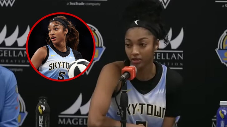 090425_angel_reese_kal