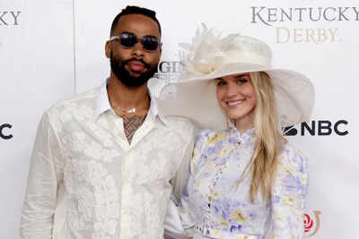 Dallas Mavericks Guard D’Angelo Russell Engaged to Longtime Love Laura Ivaniukas After Romantic Beachside Proposal