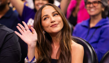 Kevin Durant shoots his shot with Kay Adams with Rockets game, BBQ invite