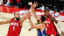 Is Rockets' Dillon Brooks targeting Steph Curry's thumb? He doesn't deny tactic, says he's 'playing the game'