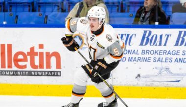 Clippers fail to find their game in season opening loss to Bulldogs | NanaimoNewsNOW