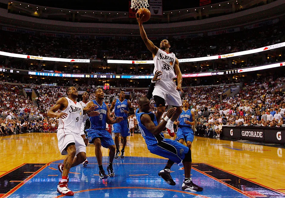 PHILADELPHIA - APRIL 26: Willie Green #33 of the Philadelphia 76ers drives to the hoop against the Orlando Magic during Game Four of the Eastern Conference Quarterfinals during the 2009 NBA Playoffs at the Wachovia Center on April 26, 2009 in Philadelphia, Pennsylvania. Orlando defeated Philadelphia 84-81 to even the series at 2 games each. NOTE TO USER: User expressly acknowledges and agrees that, by downloading and/or using this Photograph, user is consenting to the terms and conditions of the Getty Images License Agreement. (Photo by Jim McIsaac/Getty Images)