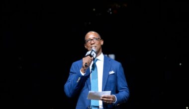 Sean Elliott to host “Golfing for the Ages”