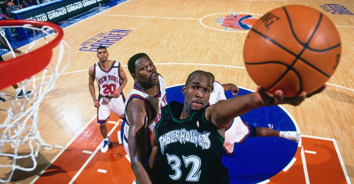 The Clippers Flirt With a Joe Smith Sequel