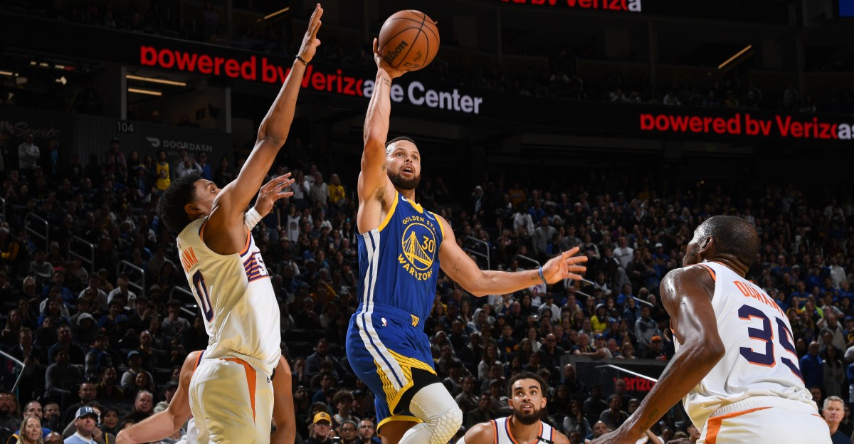 Warriors News: NBA fans vote Steph Curry for Best Play of the Year