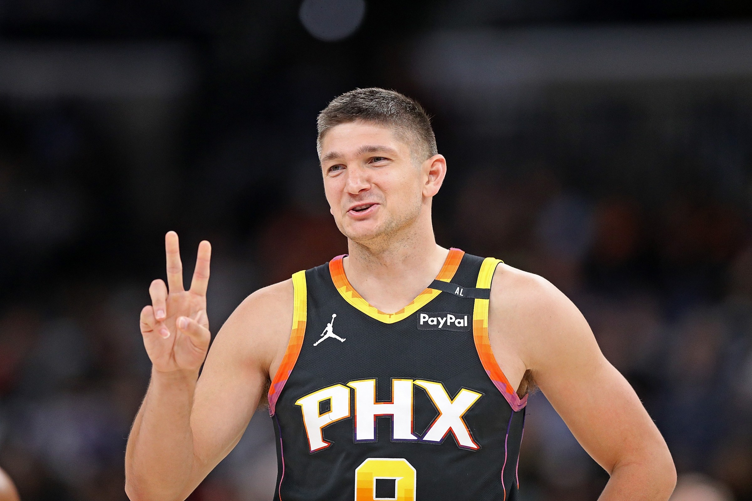 MEMPHIS, TENNESSEE - MARCH 10: Grayson Allen #8 of the Phoenix Suns reacts during the game against the Memphis Grizzlies at FedExForum on March 10, 2025 in Memphis, Tennessee. NOTE TO USER: User expressly acknowledges and agrees that, by downloading and or using this photograph, User is consenting to the terms and conditions of the Getty Images License Agreement. (Photo by Justin Ford/Getty Images)