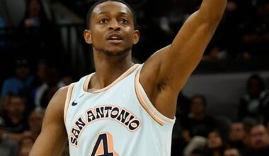 De’Aaron Fox has a nonprofit supporting breast cancer survival