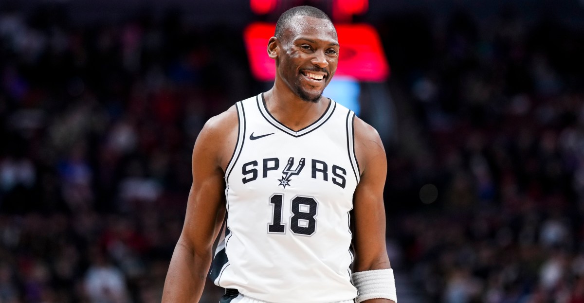 Spurs re-sign Bismack Biyombo | Pounding The Rock