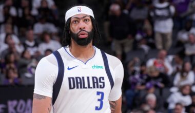 Anthony Davis is back on the court following offseason surgery