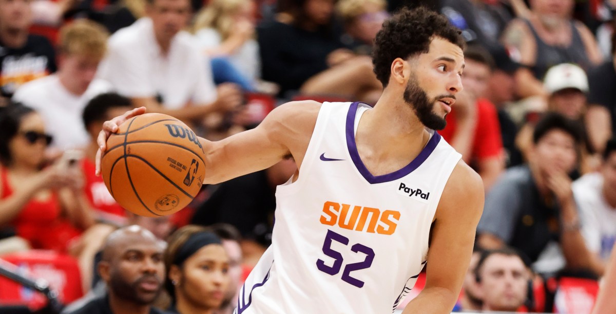 Suns sign Alex Schumacher to Exhibit 10 deal ahead of training camp