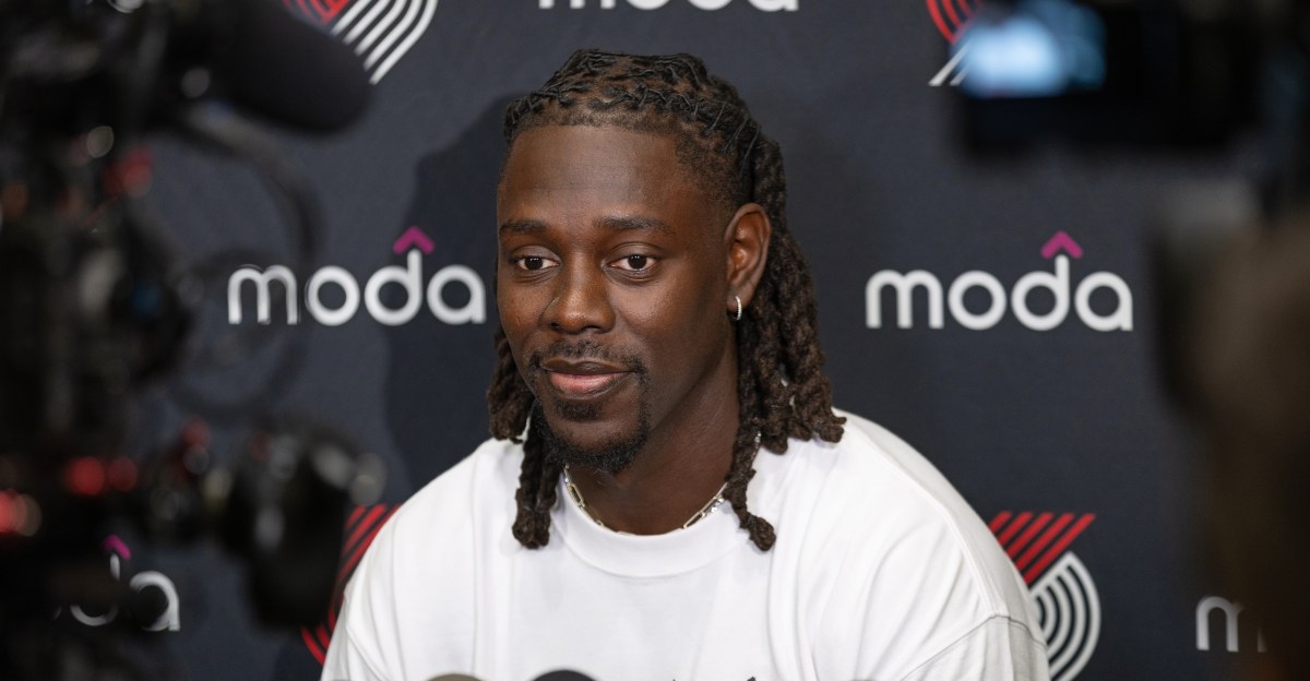 Blazers’ Jrue Holiday Discusses Goals, Teammates, Lillard Conversations