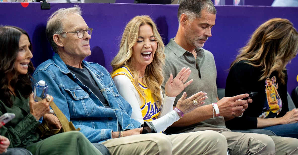 The Lakers apparently laughed off outrageous demands from Kawhi Leonard