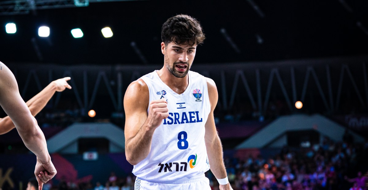 Portland Trail Blazers Wing Deni Avdija Scores 34 in Loss to Slovenia