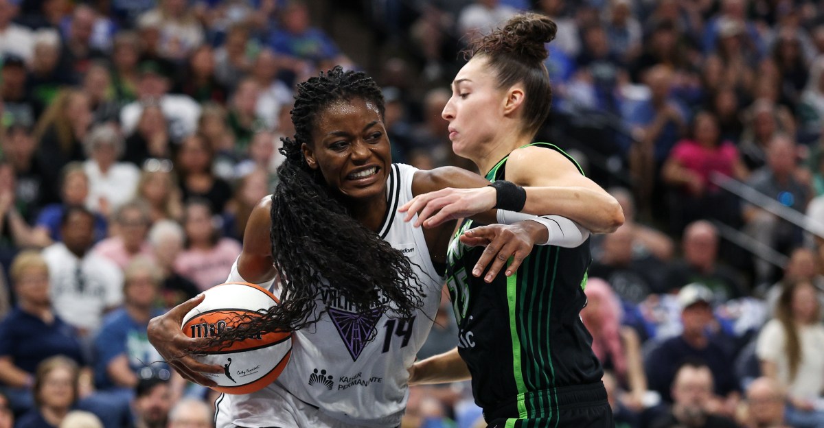 WNBA scores: Lynx blow out Valkyries 101-72 in playoff opener