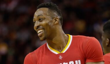 Former Rockets center Dwight Howard inducted into Naismith Basketball Hall of Fame