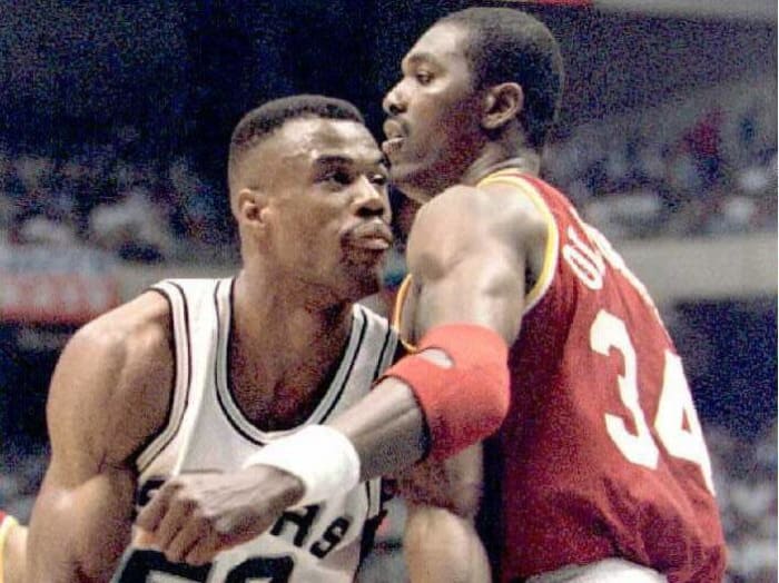 Hakeem Olajuwon vs. David Robinson