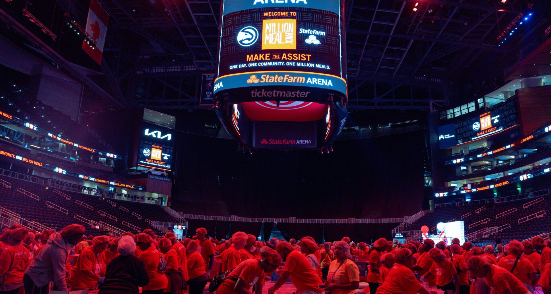 Hawks and State Farm host fifth Million Meal Pack