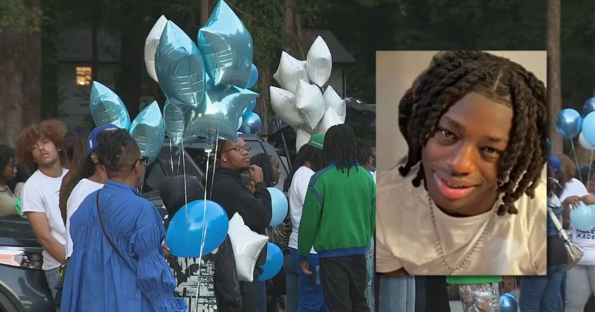 Parents of Cobb basketball player killed ‘honored’ for the 17 years they spent with him – WSB-TV Channel 2