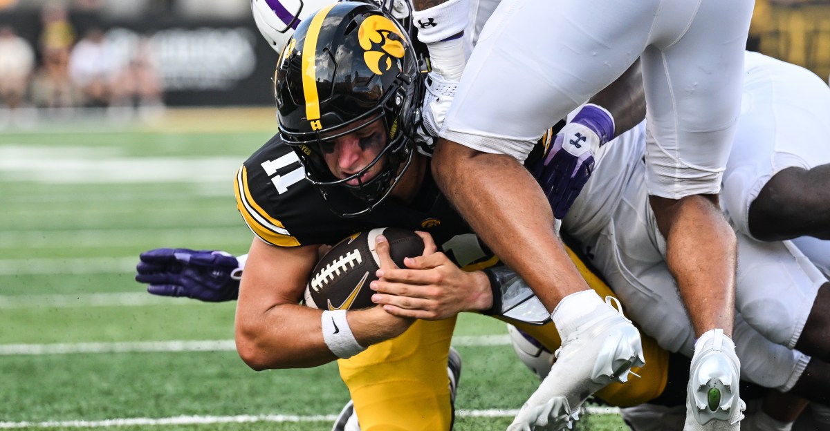 Iowa Hawkeye Football: The Good, The Bad, and The Gronowski