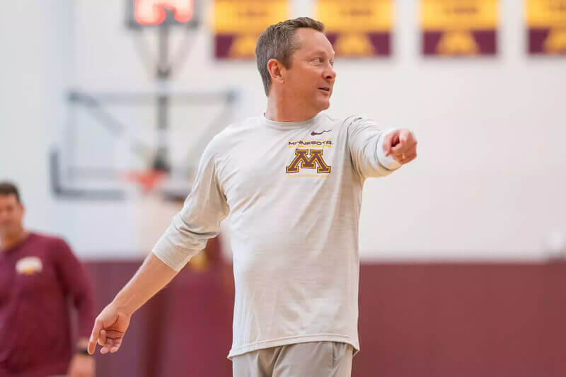 Minnesota coach Niko Medved.