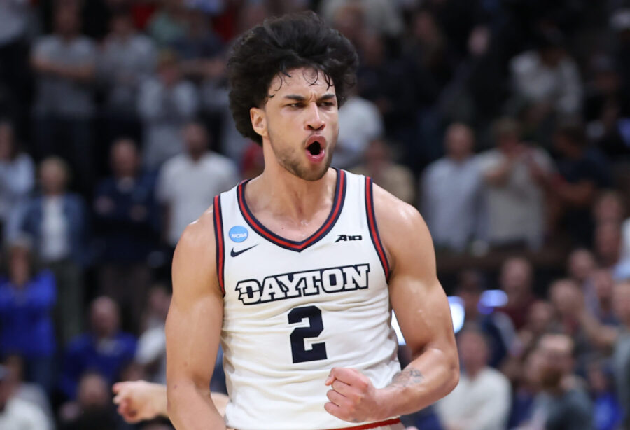 Nate Santos Signs With Timberwolves