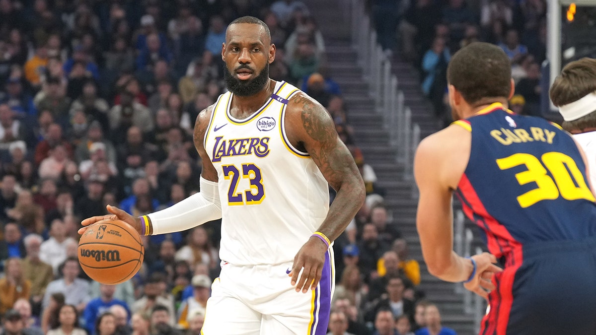 Steph Curry stares down LeBron James