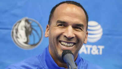 “Still f*cking hate you” – Dallas Mavericks GM Nico Harrison faces surprising encounter with frustrated fan at Twin Peaks